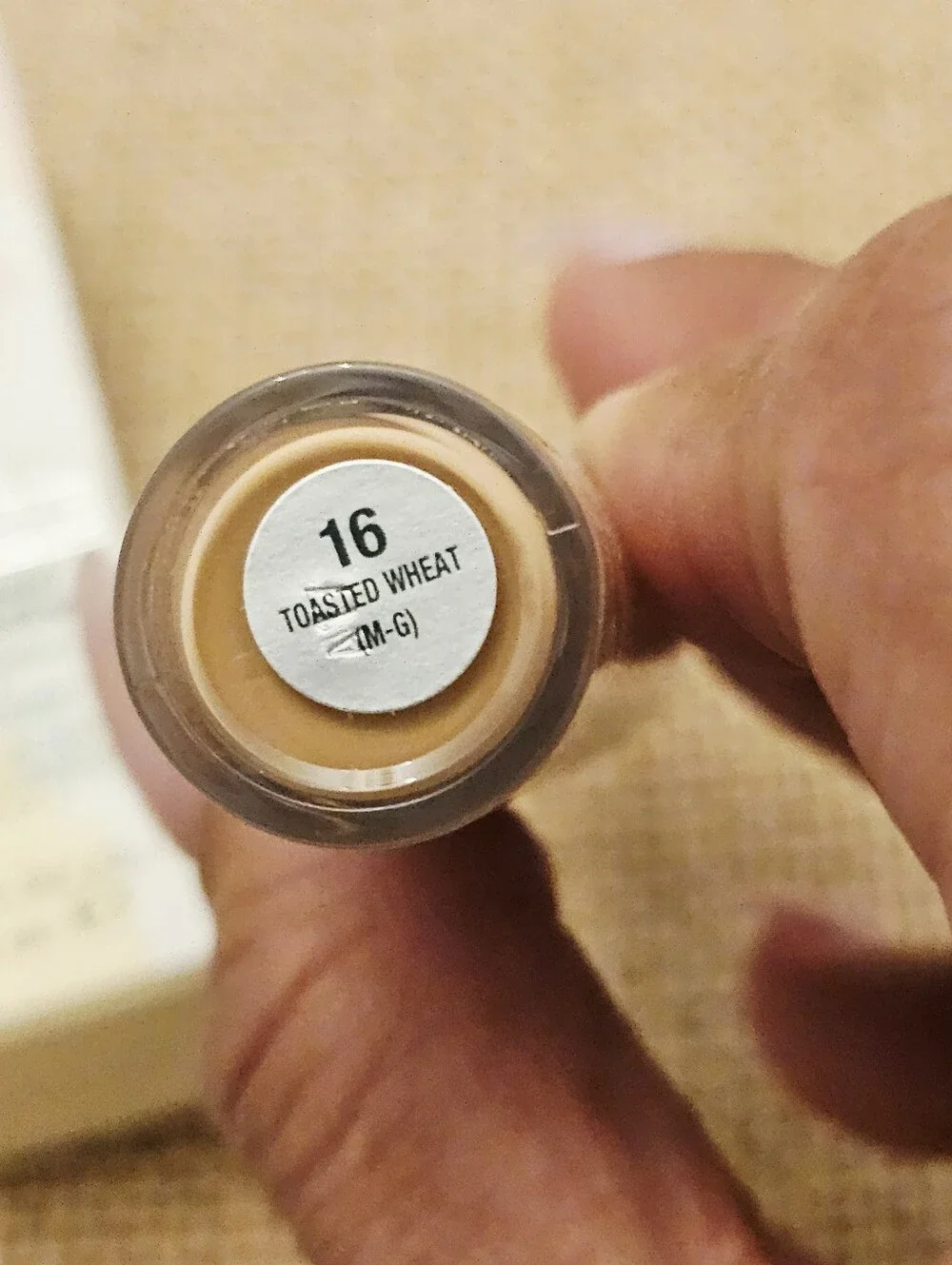 NEW Clinique's Beyond Perfecting Foundation + Concealer 16 Toasted Walnut (M-G)
